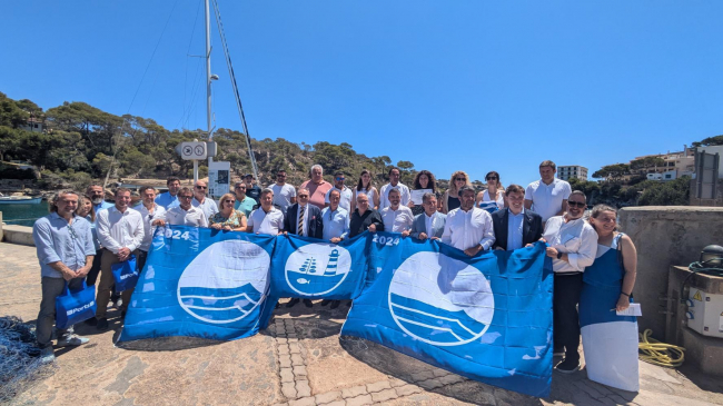 46 playas y puertos deportivos de Balears reconocidos con la prestigiosa Bandera Azul