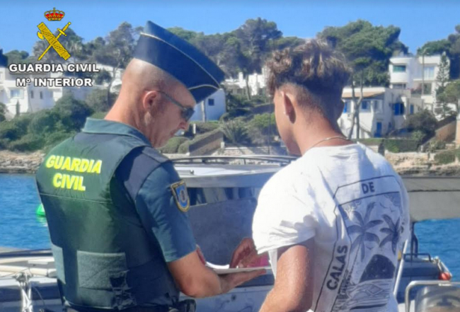 La Guardia Civil lleva a cabo una intervención contra el alquiler ilegal de embarcaciones en Porto Cristo