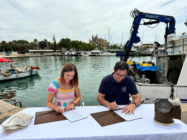El Consell de Mallorca y la cofradía de pescadores Sant Pere de Palma firman un convenio de colaboración 