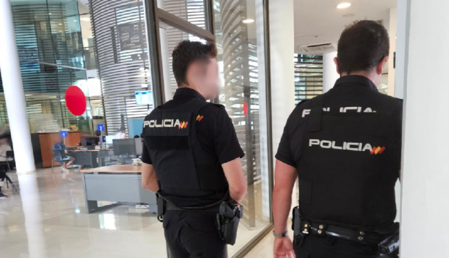 La Policía Nacional detiene a un hombre por mantener relaciones sexuales con una menor en Ibiza